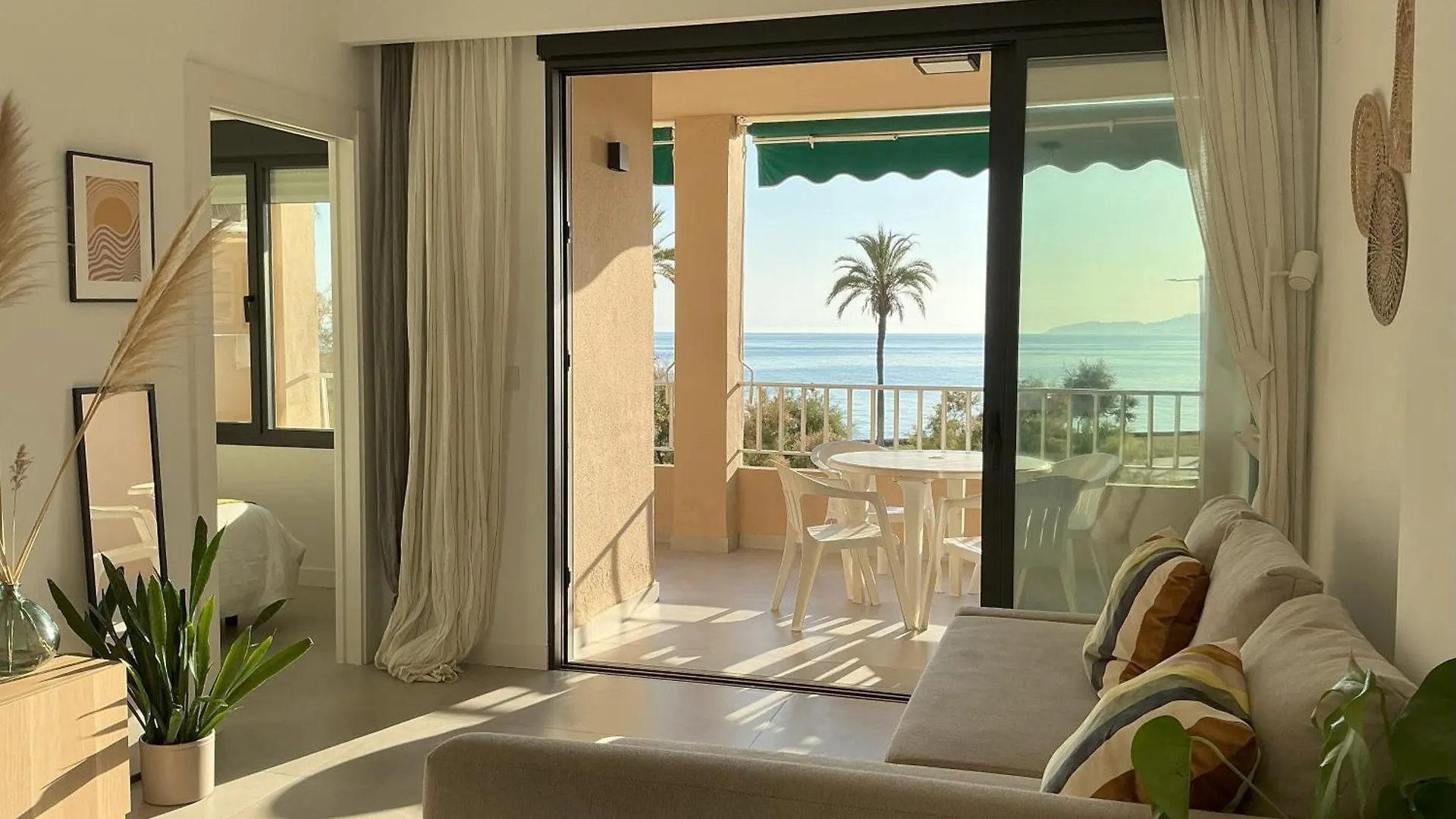 Apartamento Naos سالوبرينيا