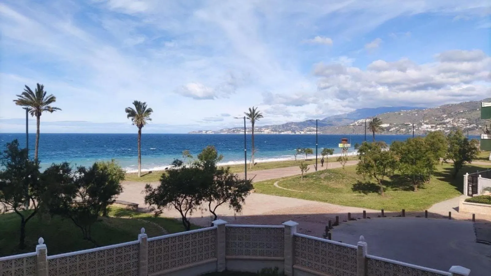Apartamento Naos سالوبرينيا